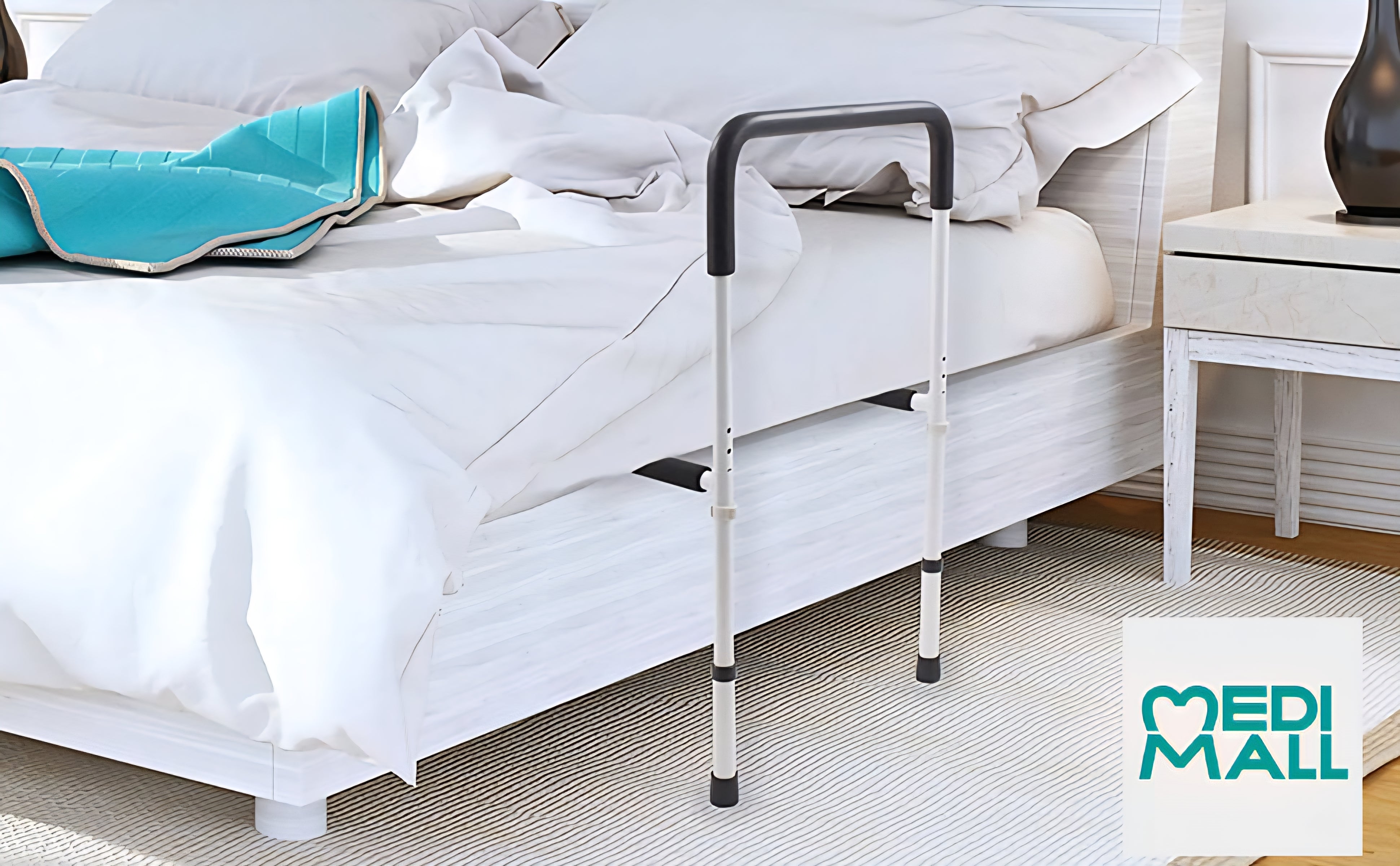 Adjustable Bed Assist Rail // مسند سرير جانبي قابل للتعديل